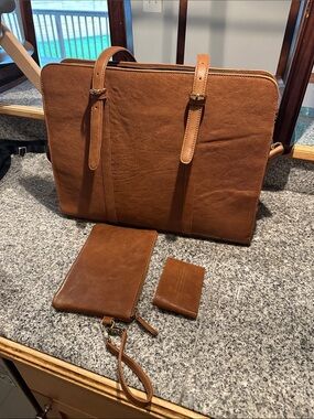 women’s Leather work bag and Accessory Set in Tan
